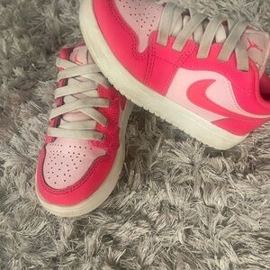 Jordan Kids Two-Tone Pink Low-Top Sneakers
